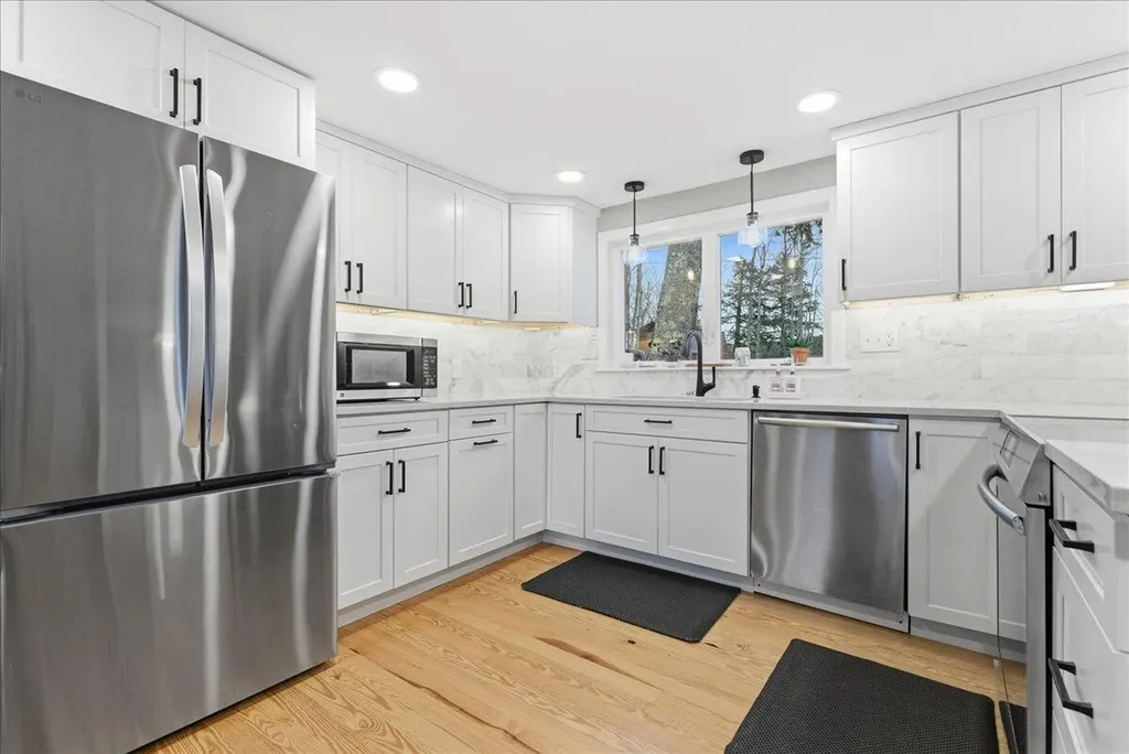 63 Maple Ridge Drive Monmouth ME 04259