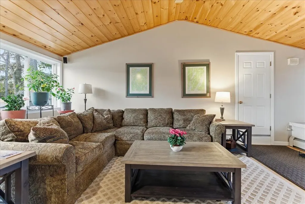 63 Maple Ridge Drive Monmouth ME 04259