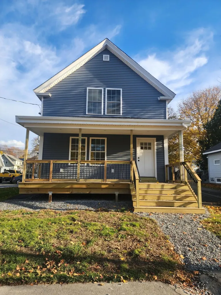 22 14th Street Bangor ME 04401