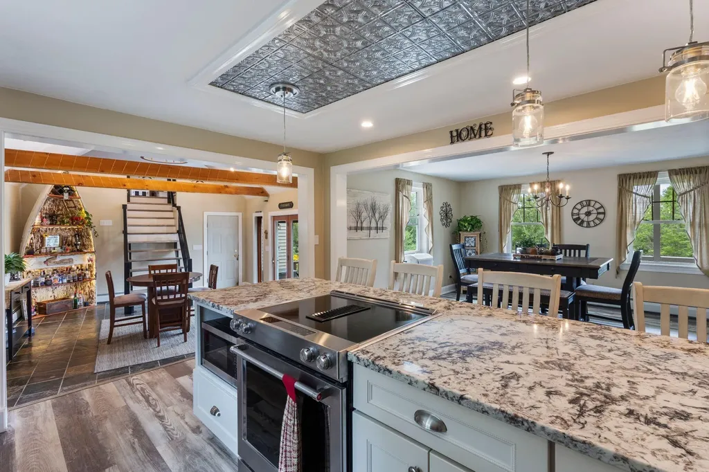 3 Foothill Lane Sanford ME 04073