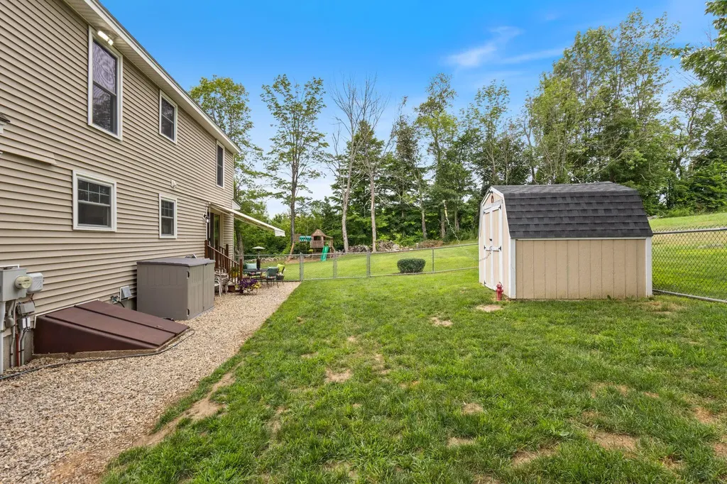 3 Foothill Lane Sanford ME 04073
