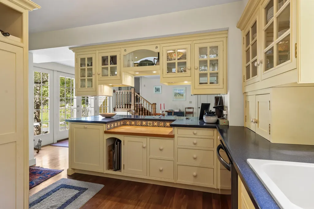 72 Glidden Street Newcastle ME 04553