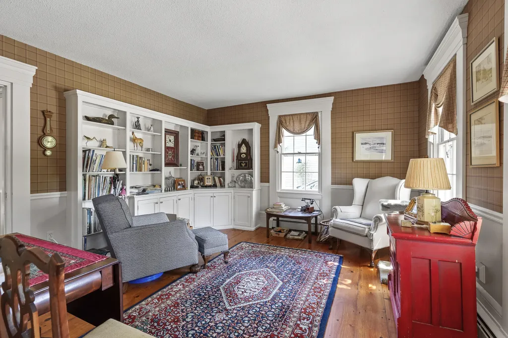 72 Glidden Street Newcastle ME 04553