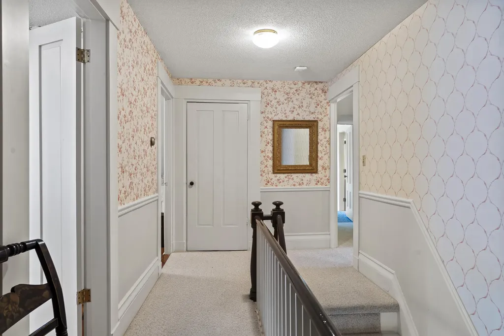 72 Glidden Street Newcastle ME 04553