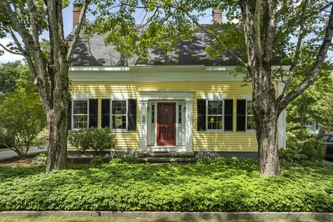 72 Glidden Street Newcastle ME 04553