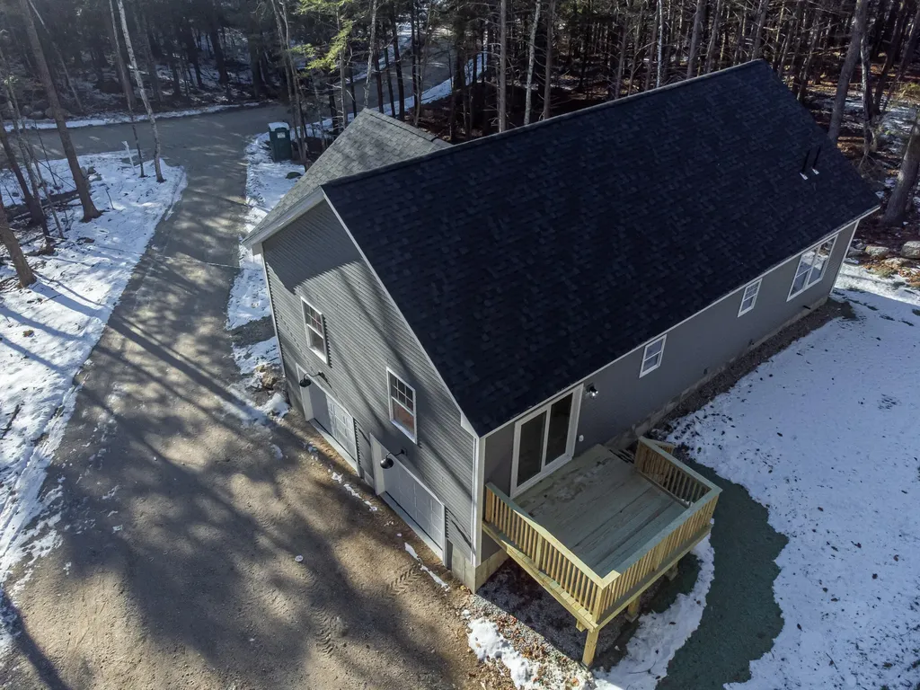 48 King Hill Road Limerick ME 04048
