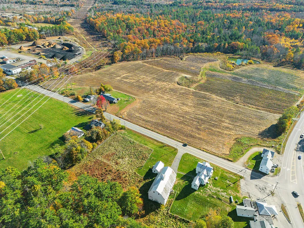 10 Ridge Road Windsor ME 04363