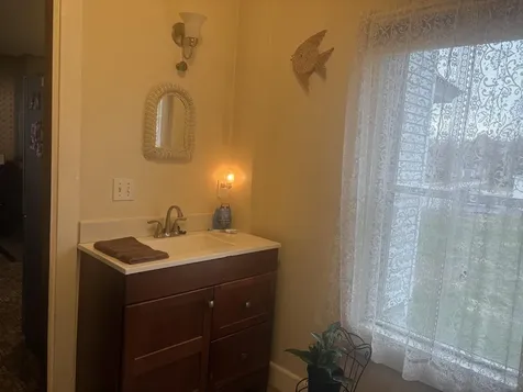 10 Ridge Road Windsor ME 04363