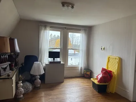 10 Ridge Road Windsor ME 04363