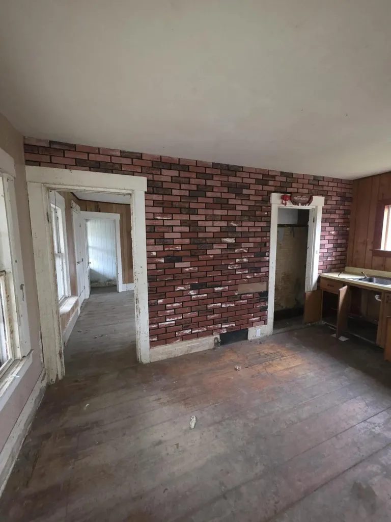 26 Mill Street Hartland ME 04943