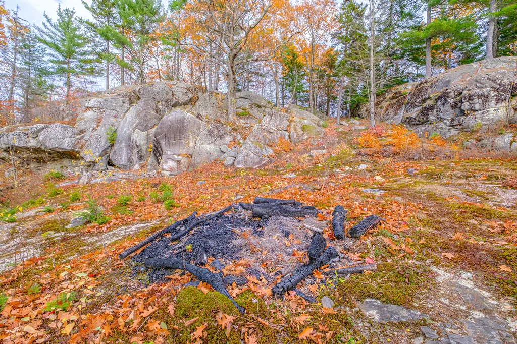 304 Dunn Road Norway ME 04268