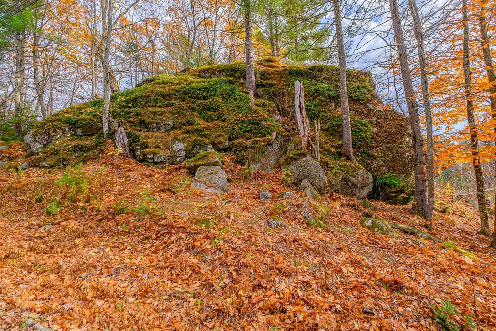 304 Dunn Road Norway ME 04268