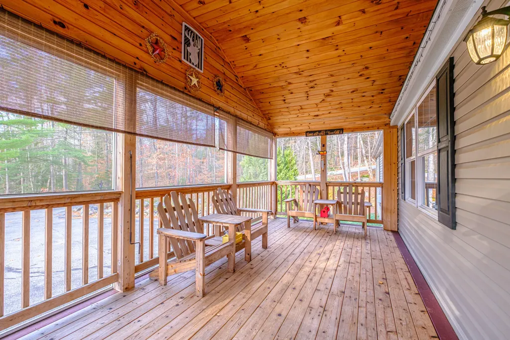 304 Dunn Road Norway ME 04268