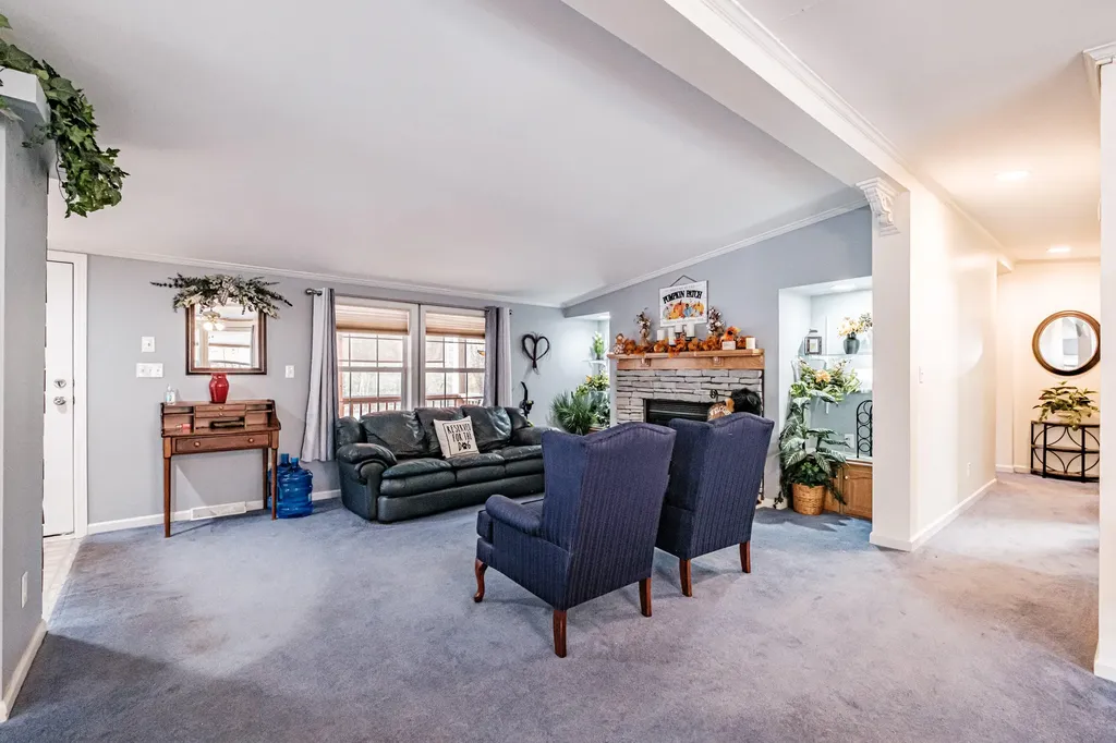 304 Dunn Road Norway ME 04268