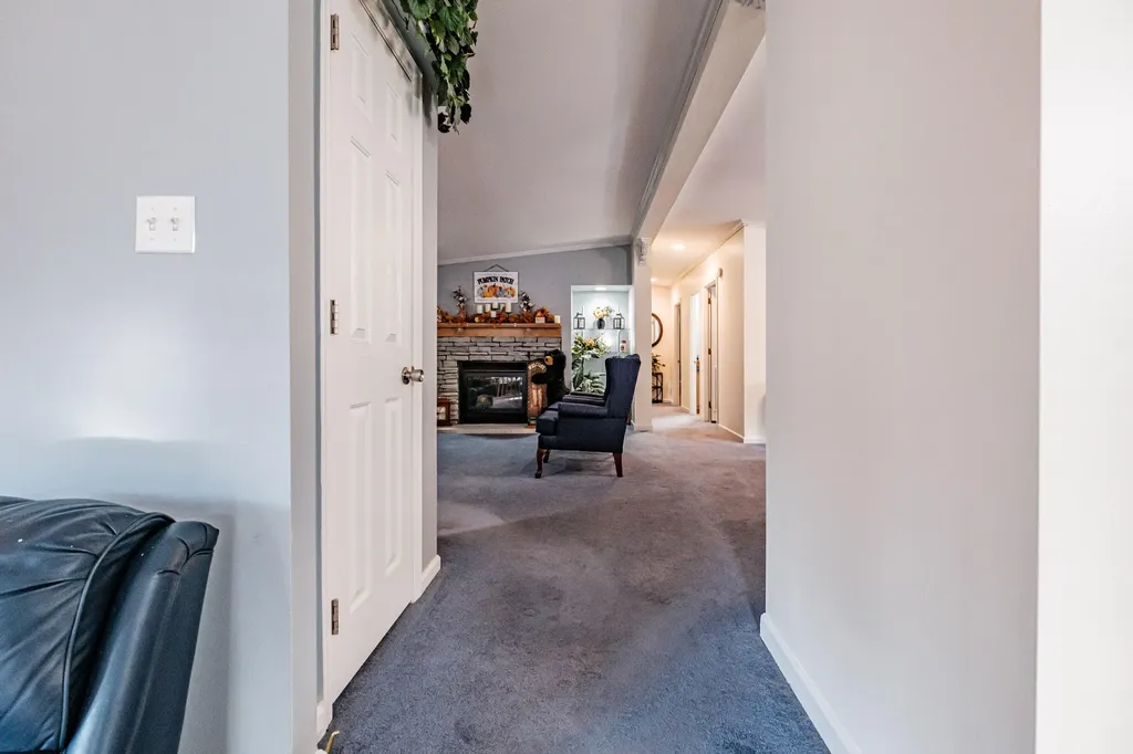 304 Dunn Road Norway ME 04268