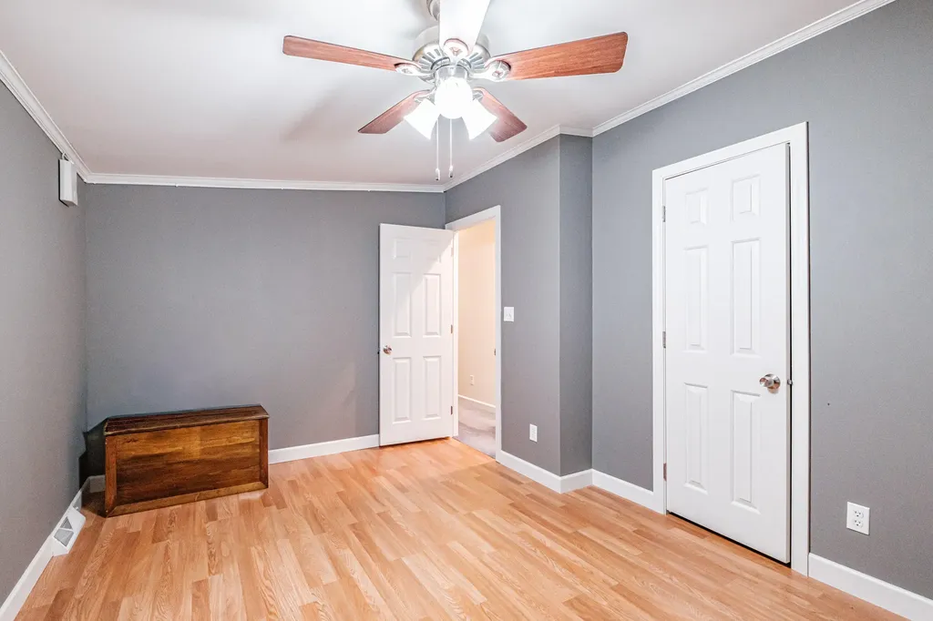 304 Dunn Road Norway ME 04268