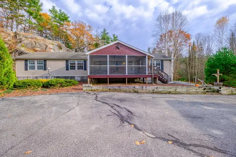 304 Dunn Road Norway ME 04268