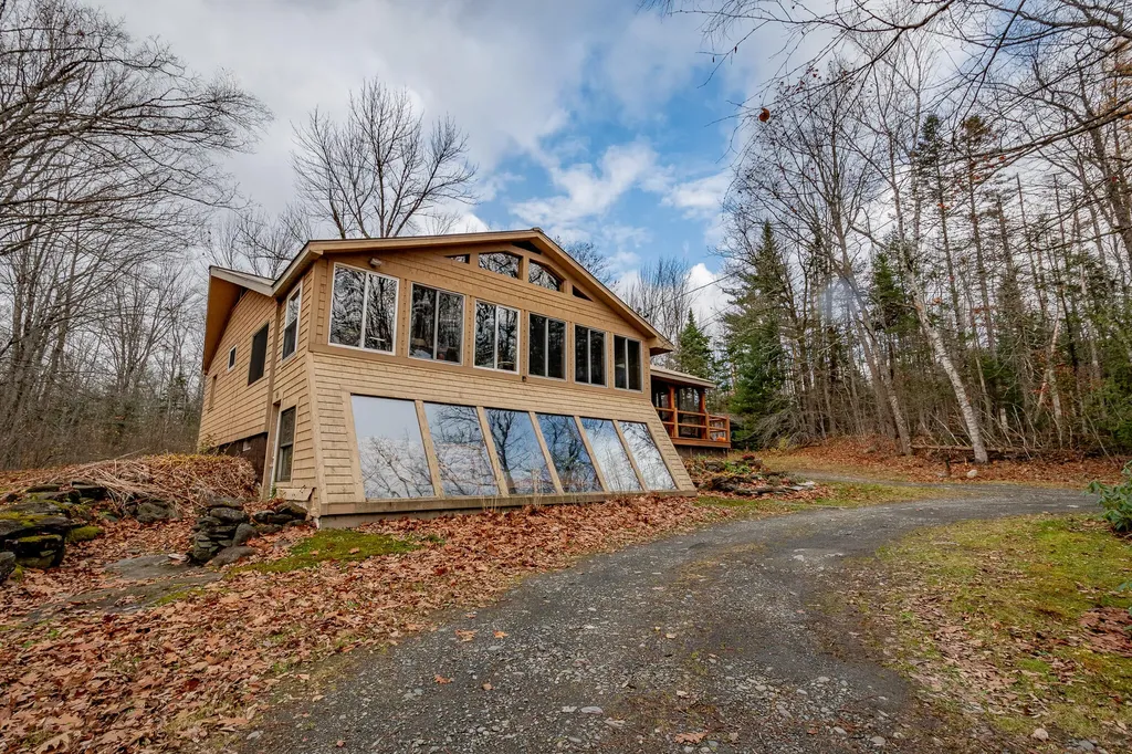 328 Range Road Atkinson ME 04426