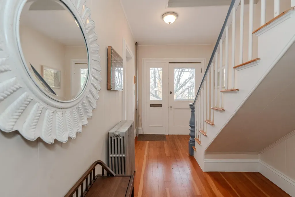 32 Melbourne Street Portland ME 04101