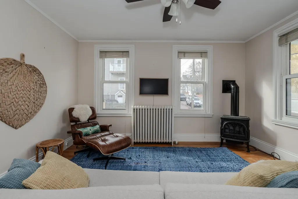 32 Melbourne Street Portland ME 04101