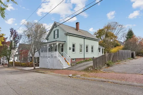 32 Melbourne Street Portland ME 04101