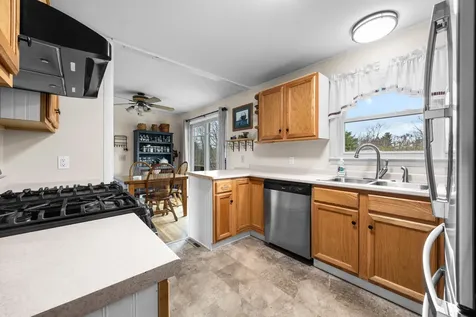 20 Thompson Road Veazie ME 04401