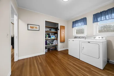 20 Thompson Road Veazie ME 04401