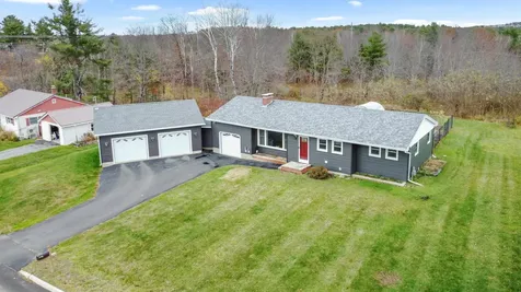 20 Thompson Road Veazie ME 04401
