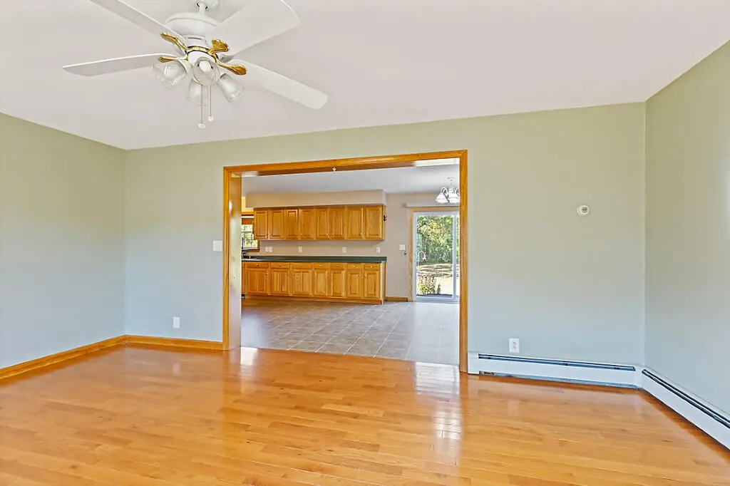 57 Elm Lane Windsor ME 04363