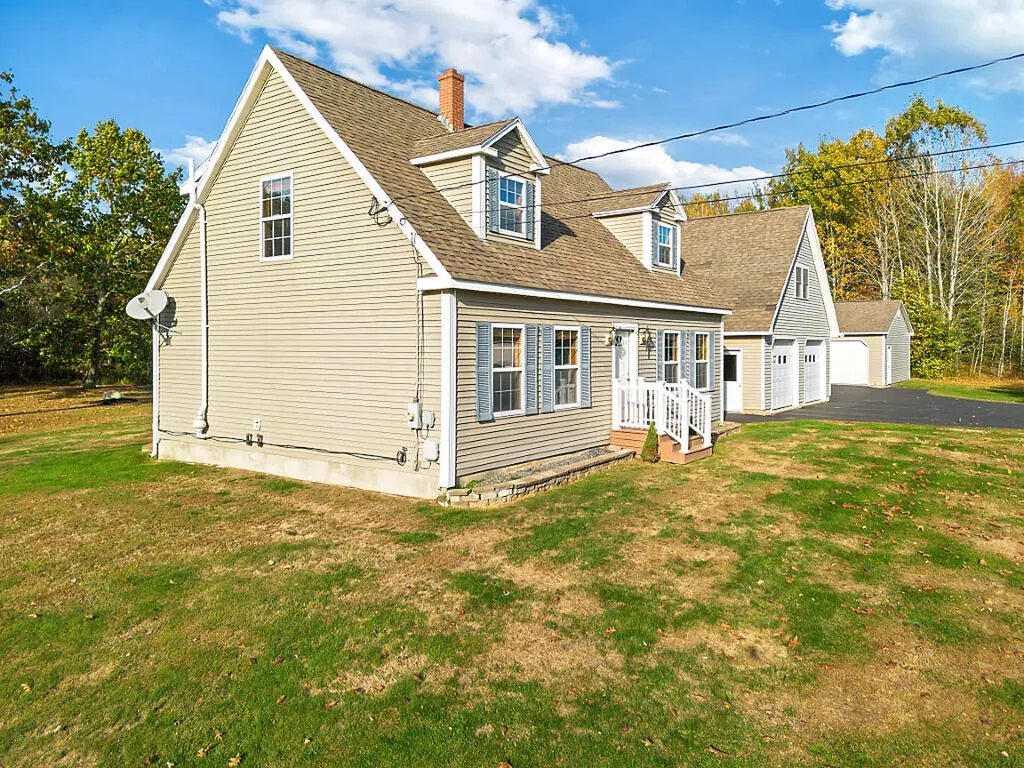 57 Elm Lane Windsor ME 04363