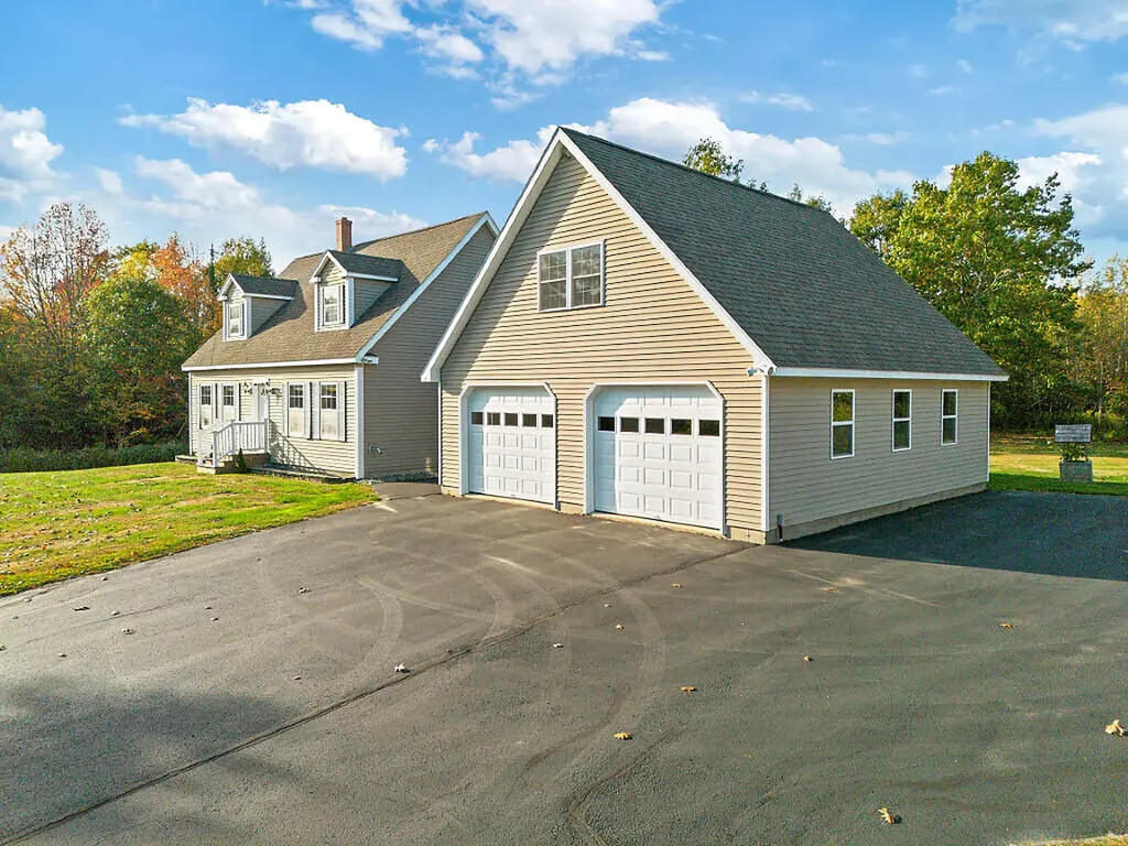57 Elm Lane Windsor ME 04363