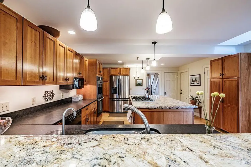 37 Wellington Road Portland ME 04103