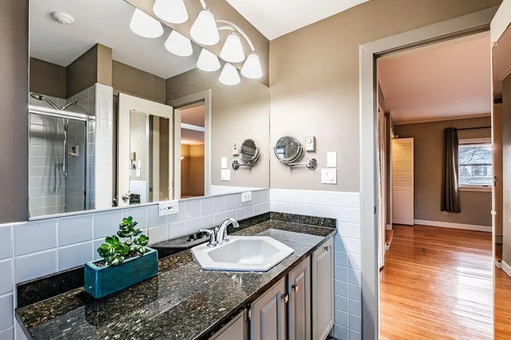 37 Wellington Road Portland ME 04103