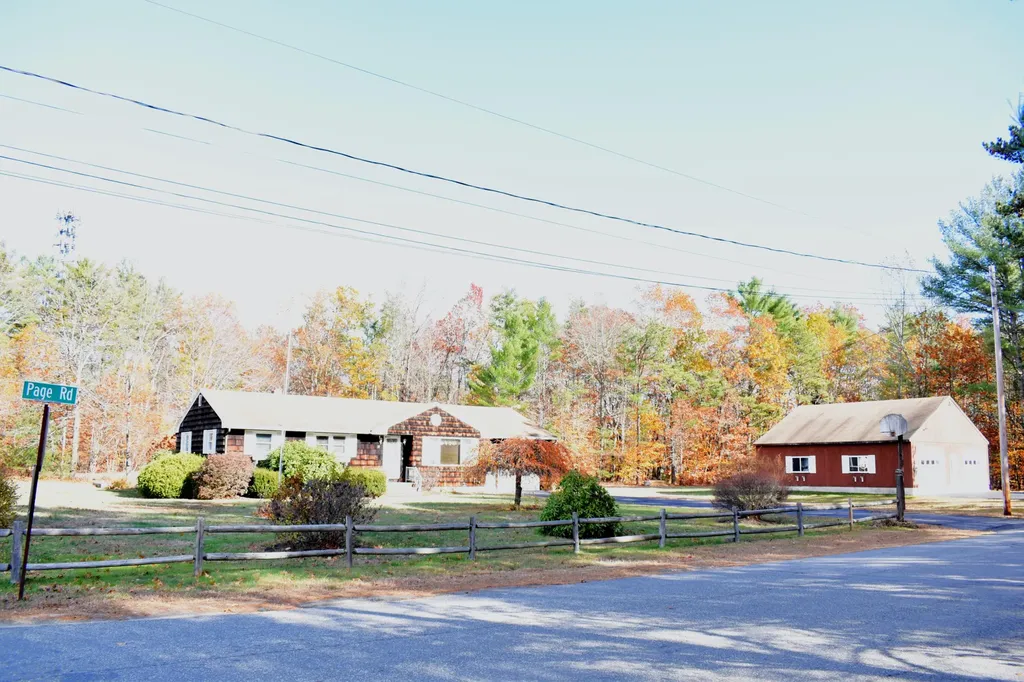 55 Page Road Windham ME 04062