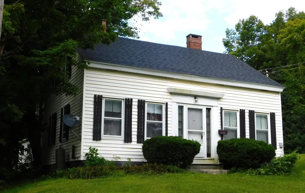 73 Spring Street Dexter ME 04930