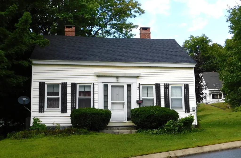 73 Spring Street Dexter ME 04930