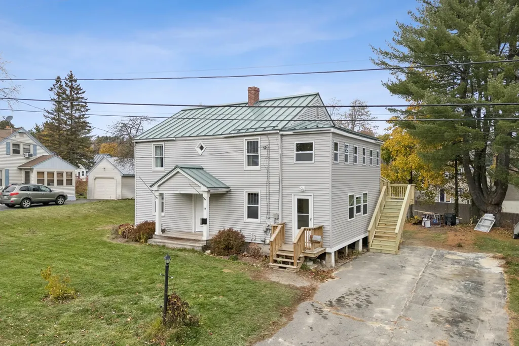 19 Sterling Street Waterville ME 04901