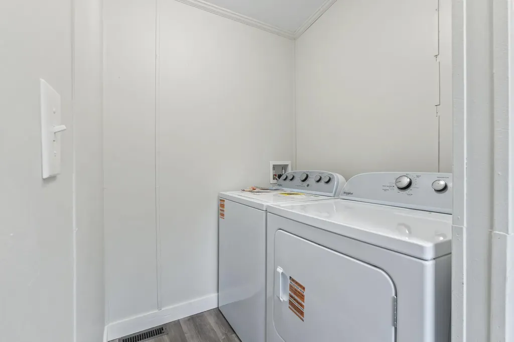 52 Guptill Road Belgrade ME 04917