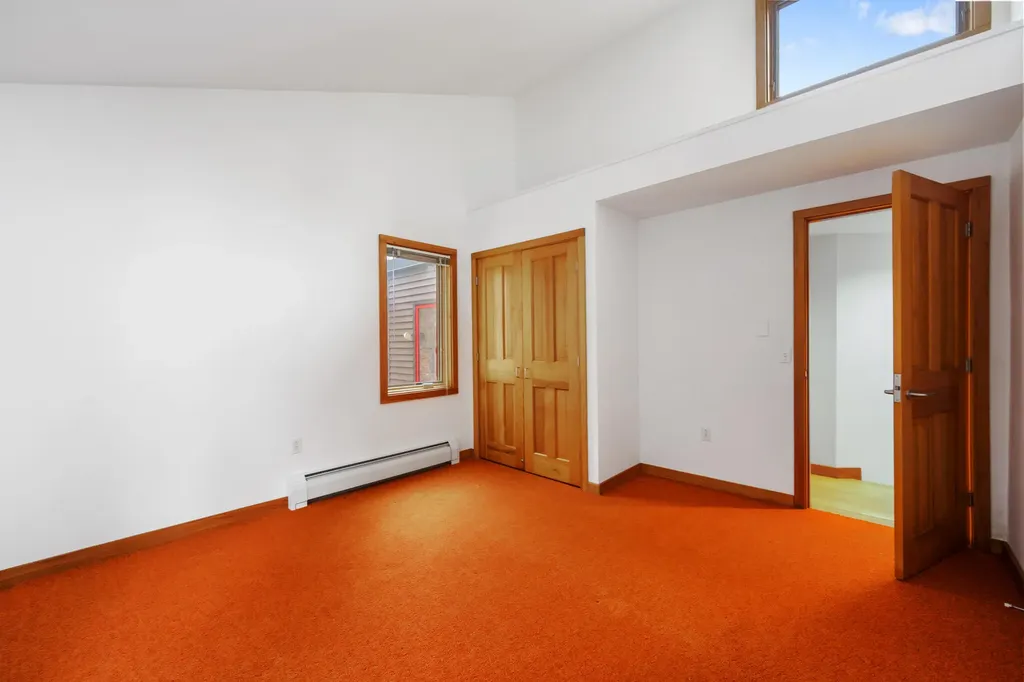 21 Acorn Hill Road Holden ME 04429