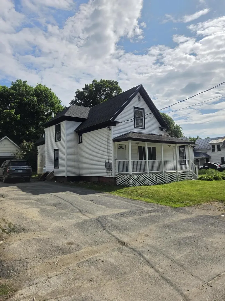 13 Heald Street Madison ME 04950