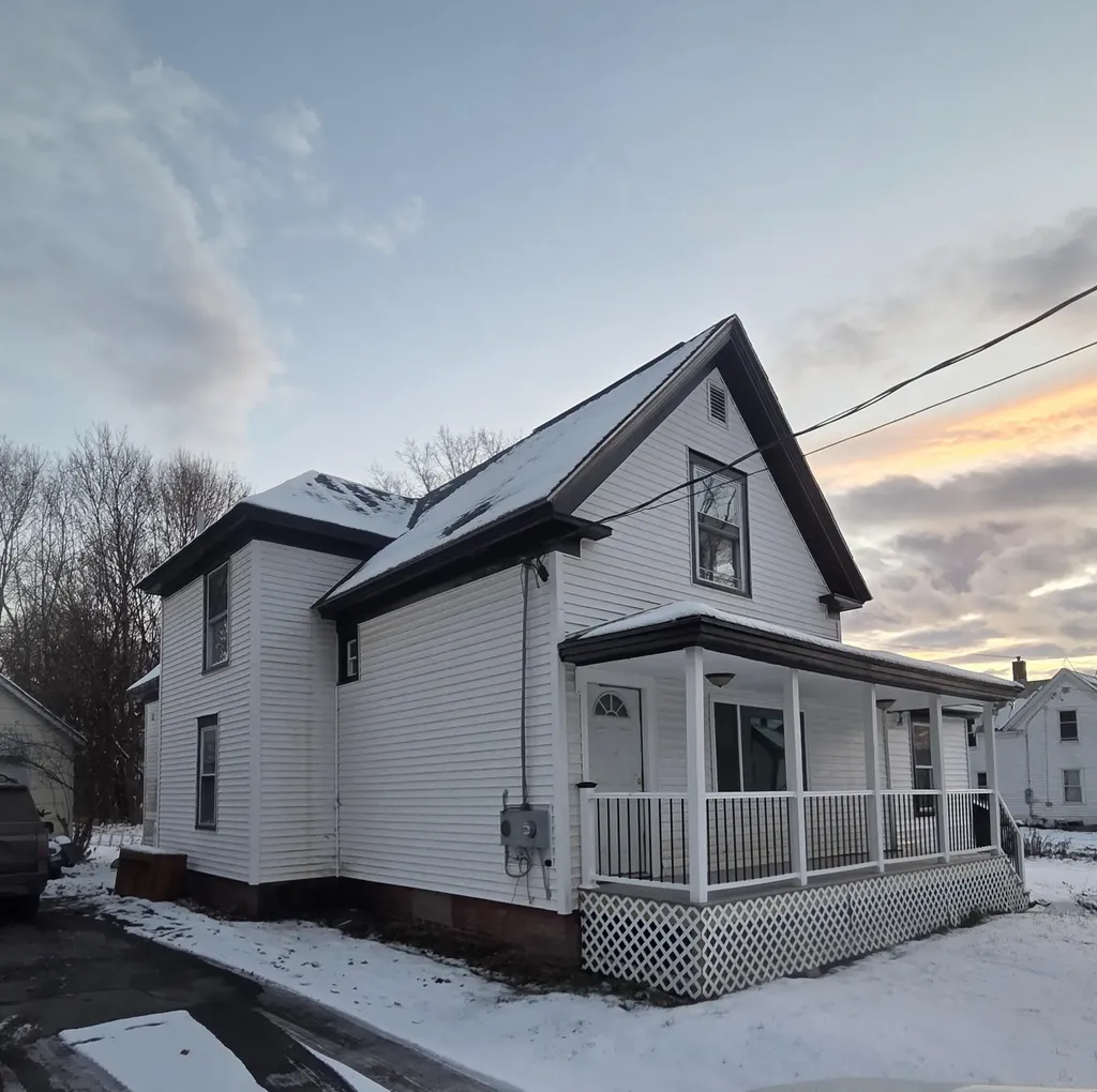 13 Heald Street Madison ME 04950