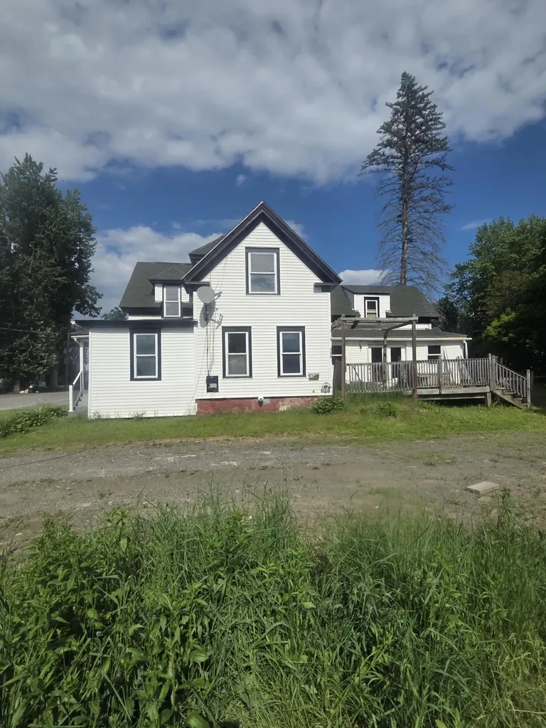 13 Heald Street Madison ME 04950