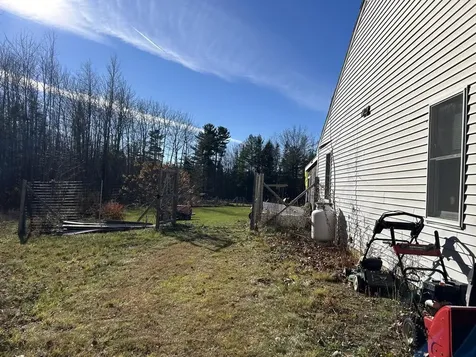 26 Clark Street Thomaston ME 04861