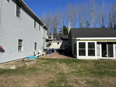 26 Clark Street Thomaston ME 04861