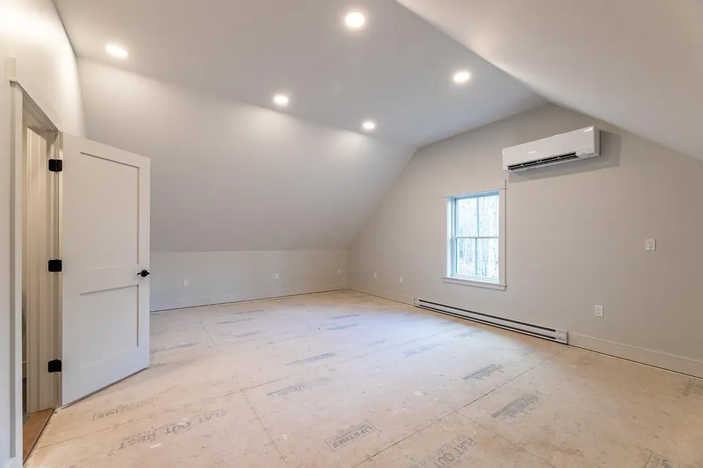185 Glenwood Lane Northport ME 04849