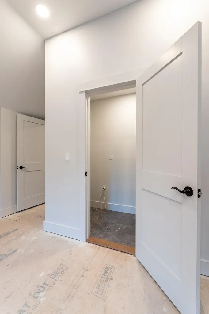 185 Glenwood Lane Northport ME 04849