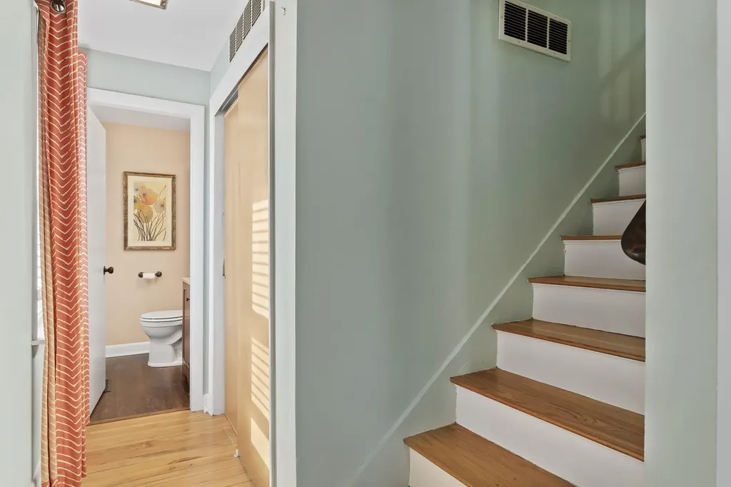 124 Columbia Avenue Brunswick ME 04011