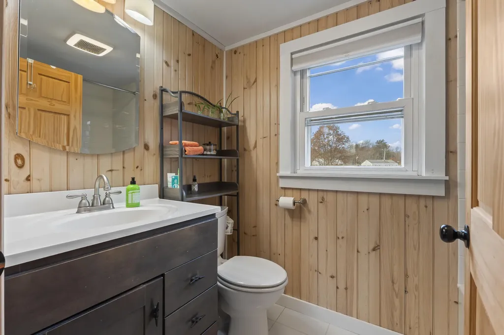 124 Columbia Avenue Brunswick ME 04011