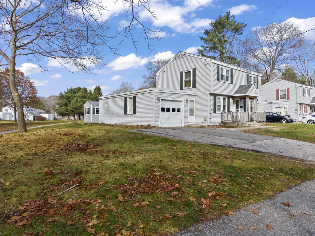 124 Columbia Avenue Brunswick ME 04011