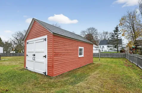 42 Lowell Street Westbrook ME 04092